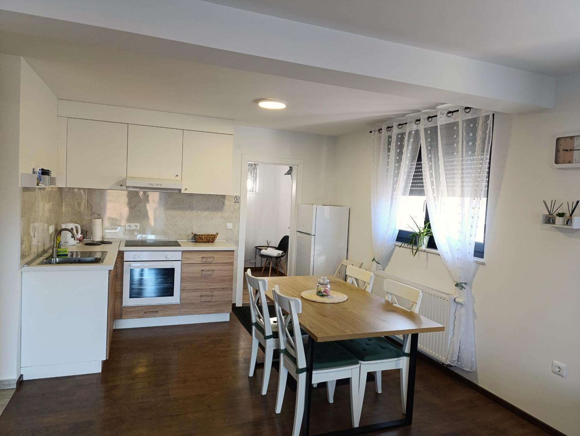 Kraljeva Hiza - Apartmani I Sobe Kralj Свети Мартин на Мури Екстериор снимка